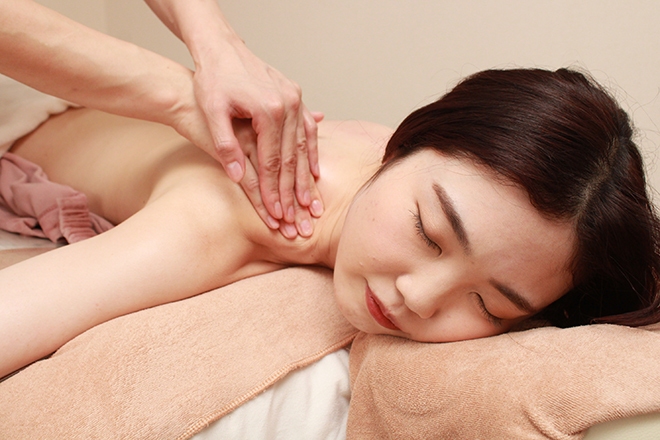 ❤いつでもどこでも筋膜リリース♪❤プロも使う実用性＆即効性❣マッサージガン ❤いつでもどこでも筋膜リリース♪❤プロも使う実用性＆即効性