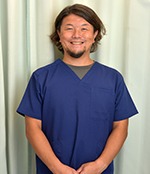 岡 伸尚