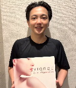 川村やこ
