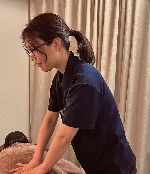 宮益坂女性スタッフ