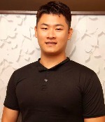 足の楽 歌舞伎町店のスタッフ 林さん