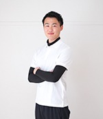 軽石智也