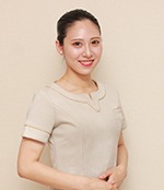 筋膜リリースの女神のスタッフ 小森柚葉