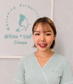 痩身/毛穴/小顔/美白歯/医療提携エステ Whitia Vishell 浦和のスタッフ 浅見真帆