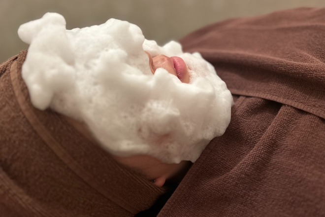 たるみ専門店魅せる肌になれるサロン【Silky × Snow White】