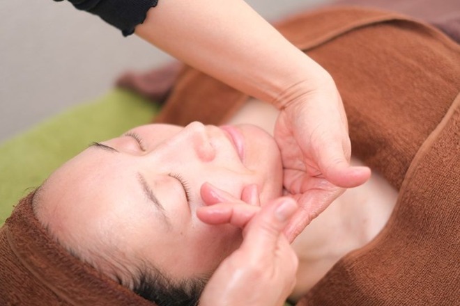 フェイシャルケア 癒しのIzumI