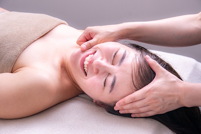 小顔整体美容を科学する 【小顔 Face Labo.】 江坂店