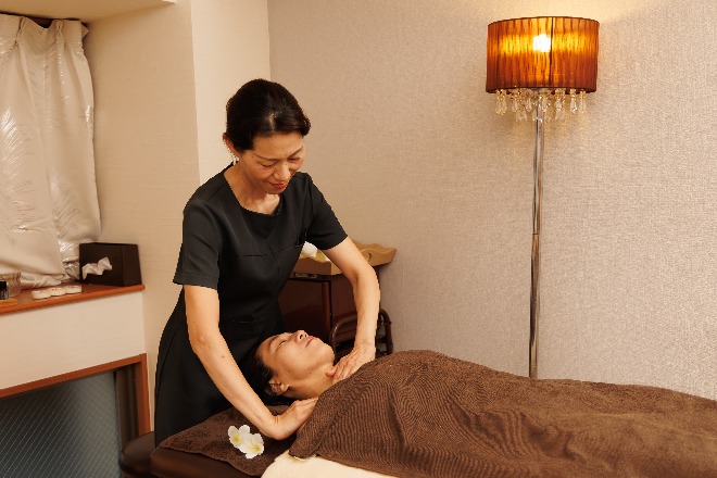 サロンドティアレ