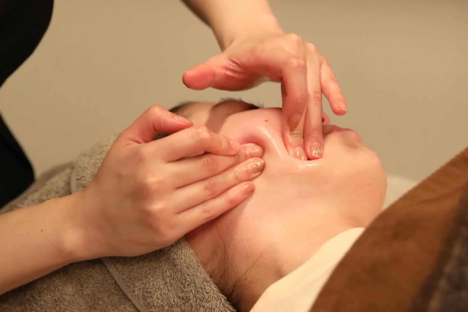 TwinQle Beauty Salon